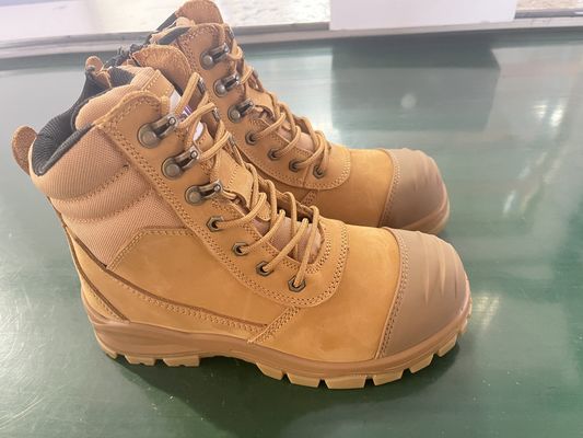 Wysokie buty robocze ze skóry bydlęcej Płyta stalowa Odporne na przebicie Antypoślizgowe PU + podeszwa TPU Buty ochronne ze stalowymi noskami